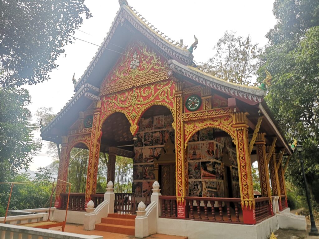 ワット・タム・サッカリン（Wat Tham Sakkalin）