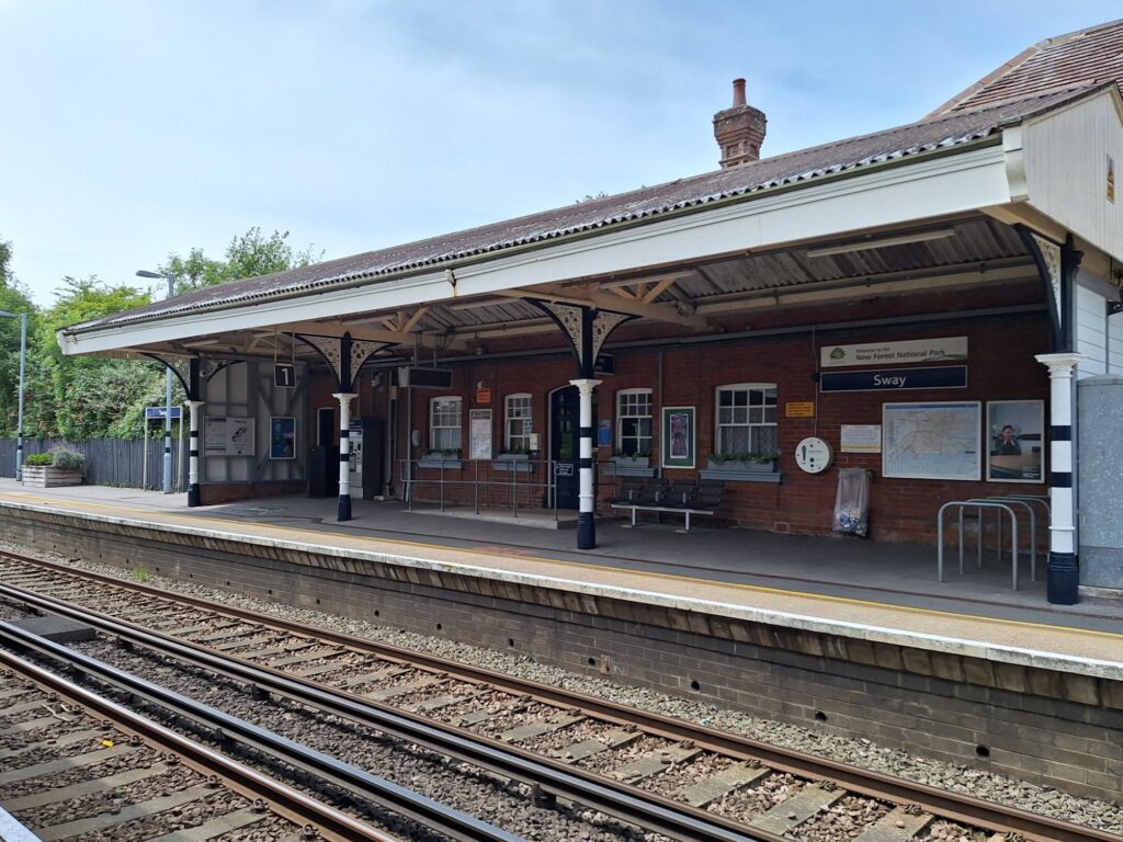 スウェイ鉄道駅