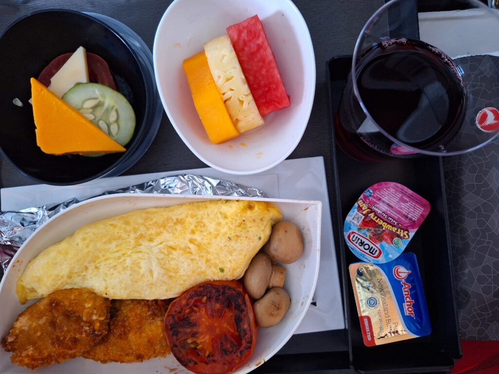 TK509の機内食、朝食