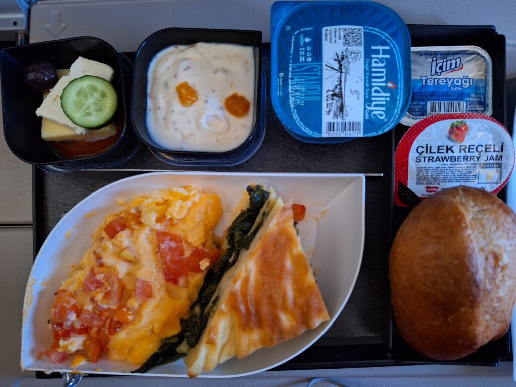 TK1979機内食