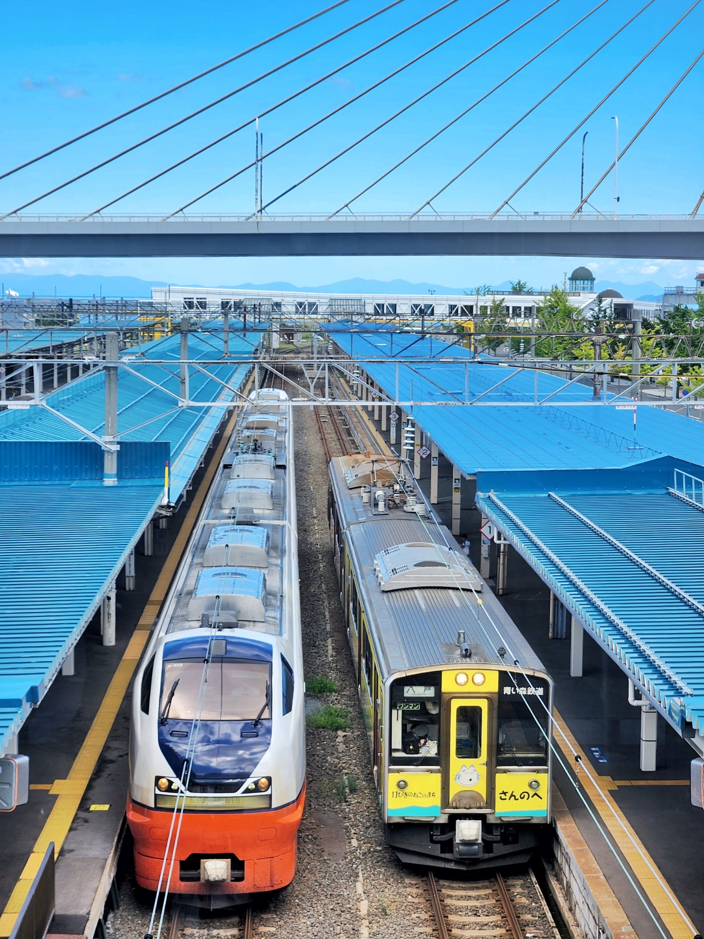 青森駅