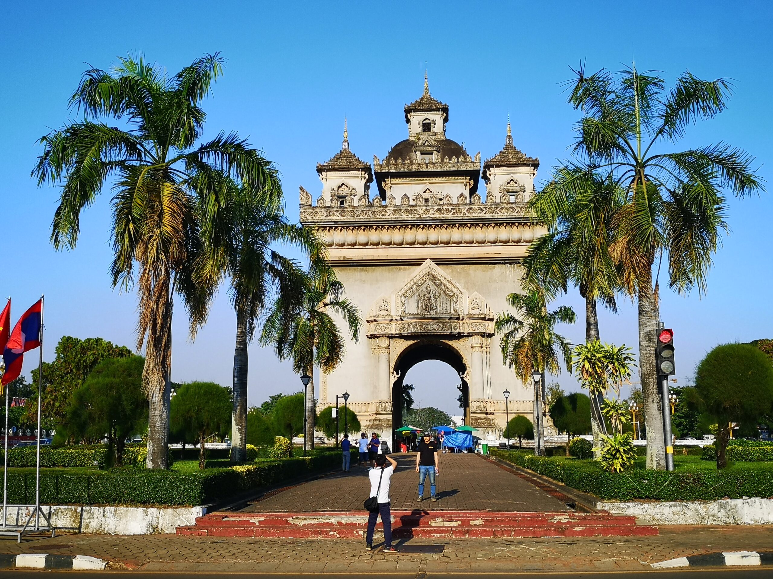 ラオス、ビエンチャンのパトゥーサイ（Patuxay Monument・凱旋門）