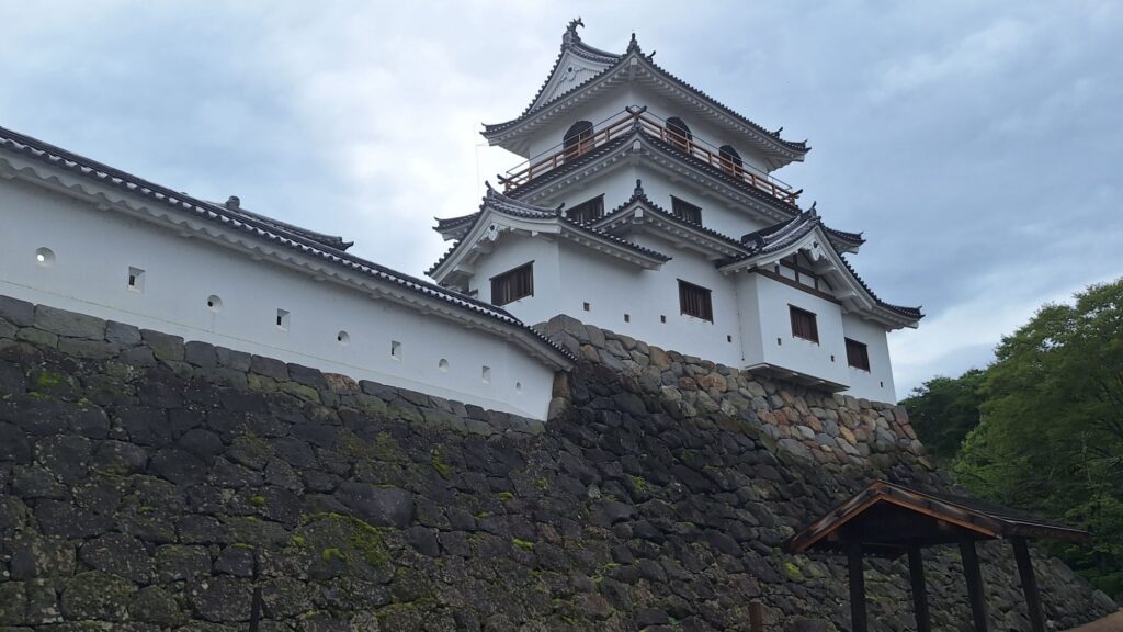 白石城(益岡公園)
