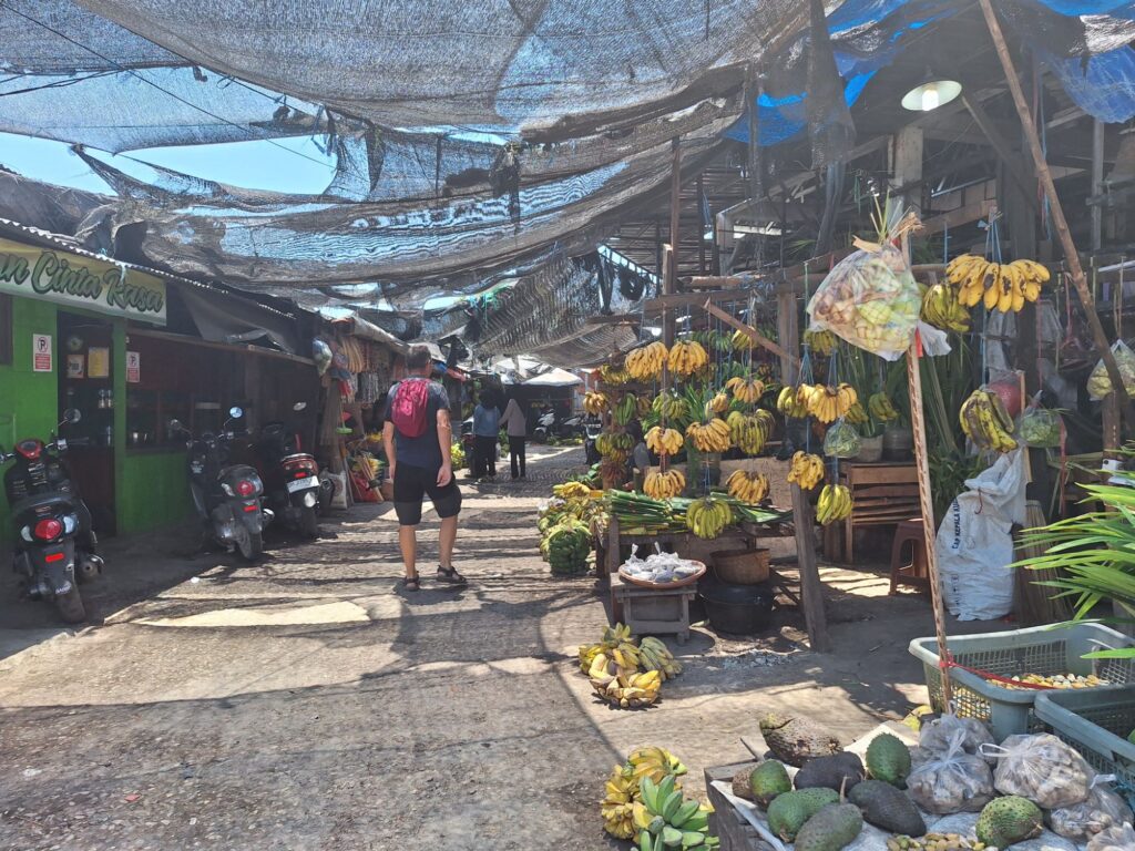 Naikoten Traditional Market