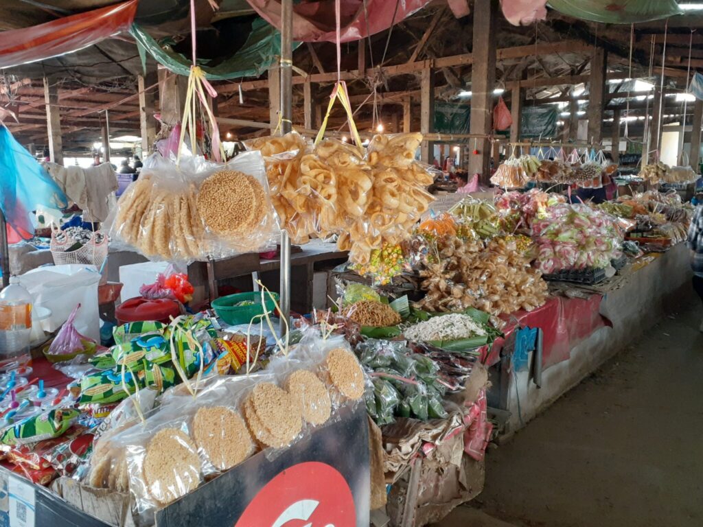 Oudomxay Local Market