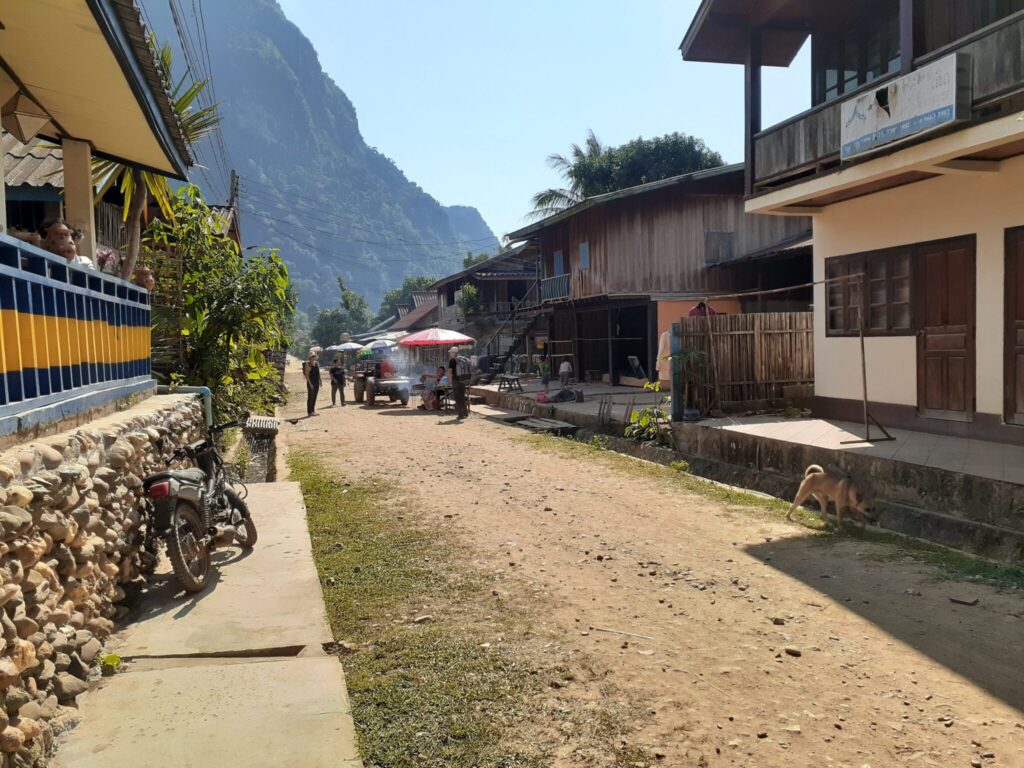 The main street of Munag Ngoi