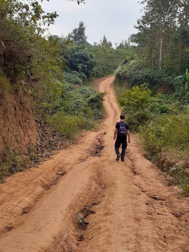 On the way to Tad Mook Waterfall