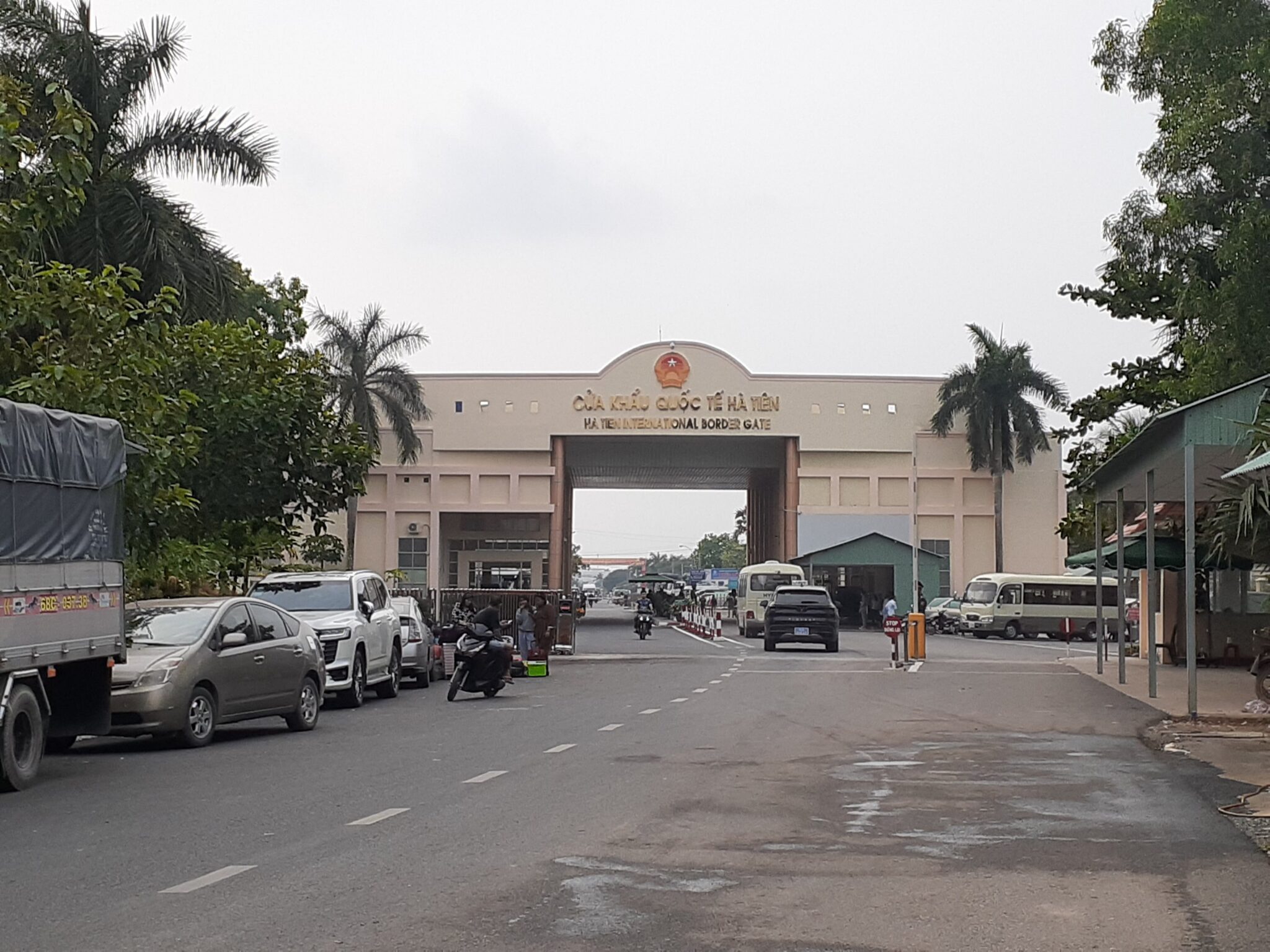 Kep To Ha Tien Border Crossing: Cambodia To Vietnam 