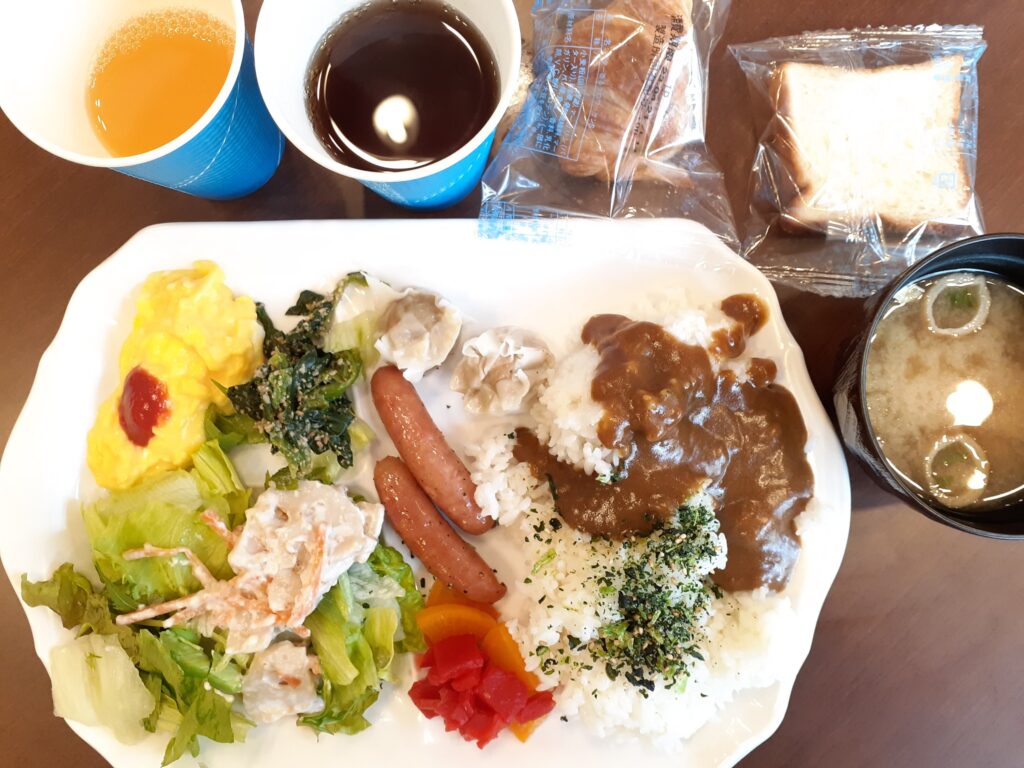 Buffet breakfast in Toyoko Inn
