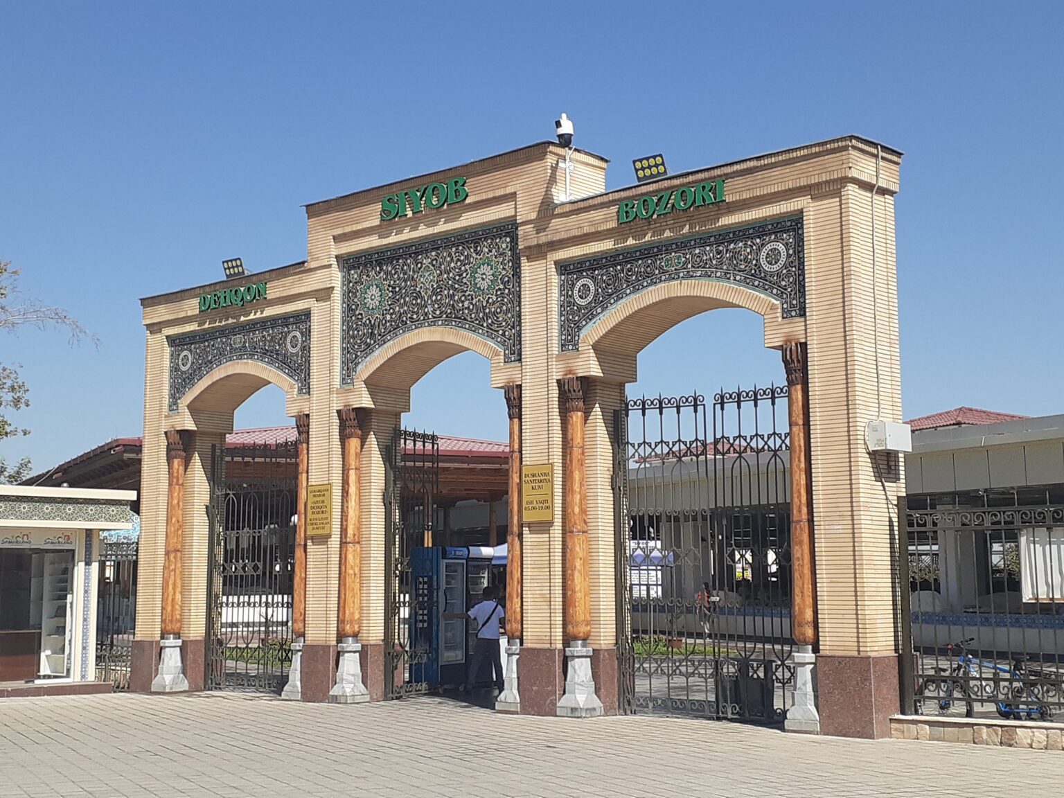 samarqand moshin bozor 5 mart