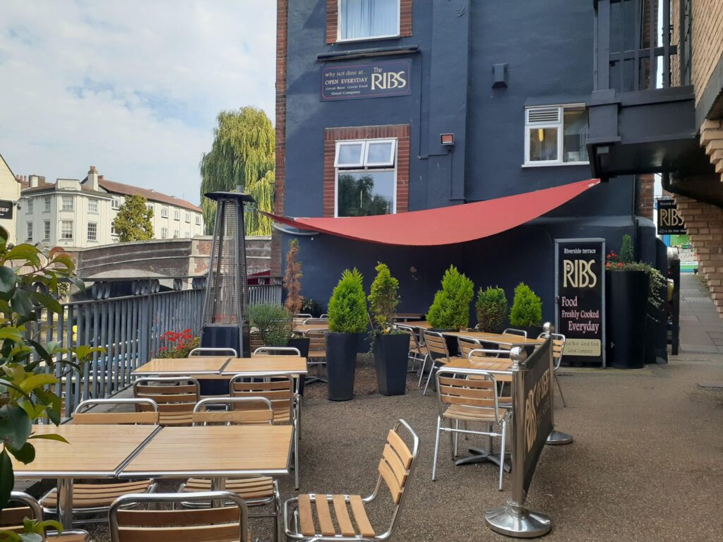 A pub by the river in Norwich 