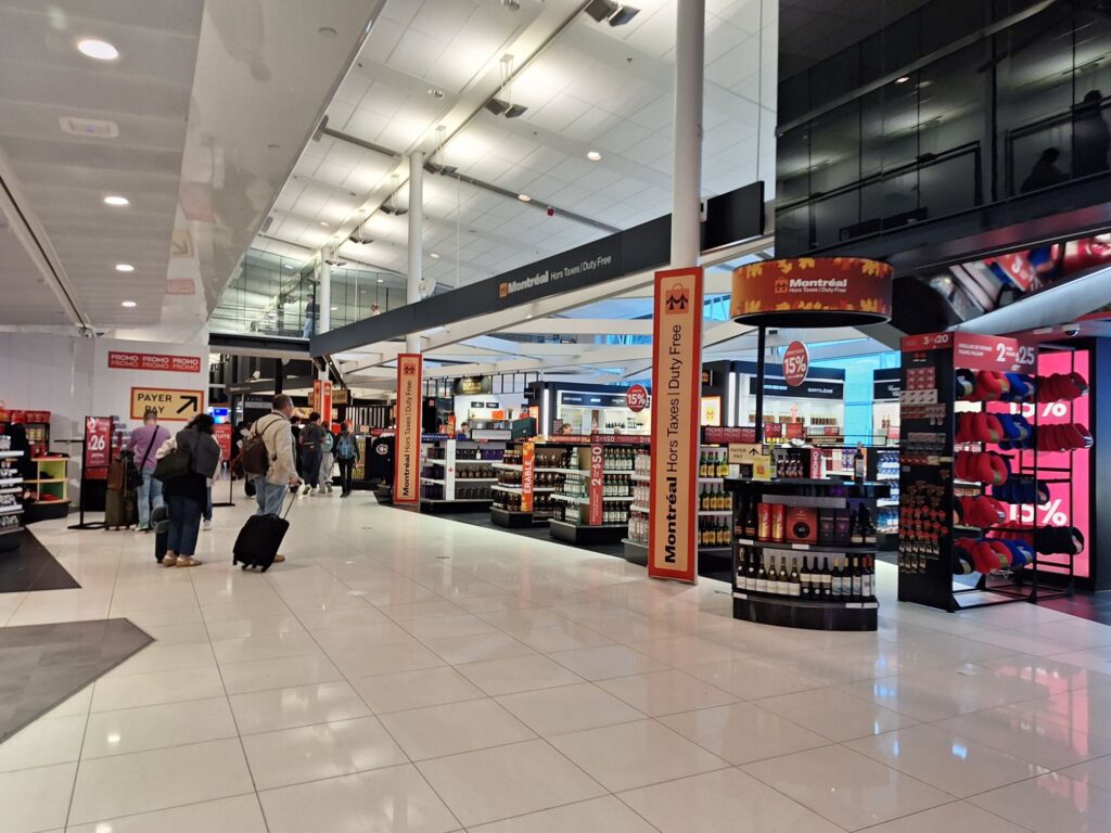 Shops in Montreal international airport 