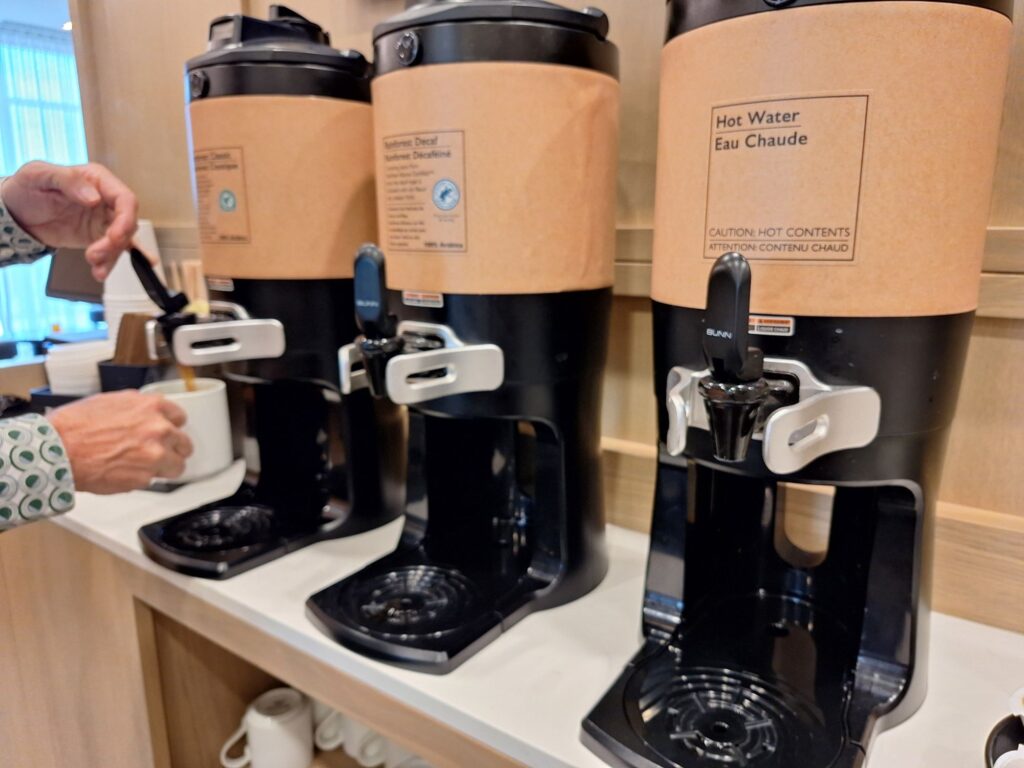Coffee and hot water servers in Hyatt place Montreal airport