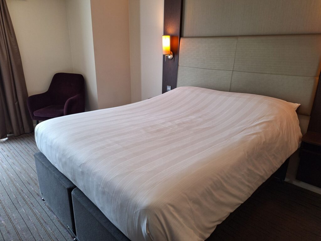 The bed in double room in Premier Inn Cambridge East (Newmarket Road)