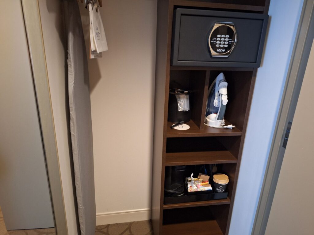 The safety box in the room of Delta Hotels Montreal
