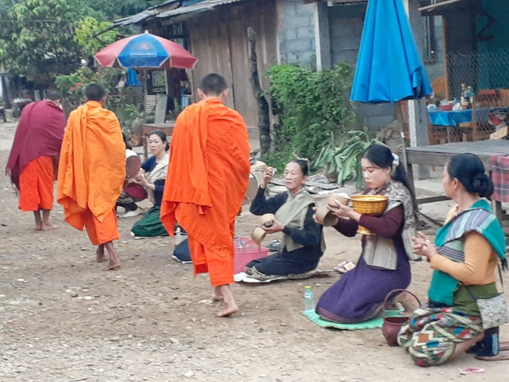 Tak Bat (Alma Giving)
