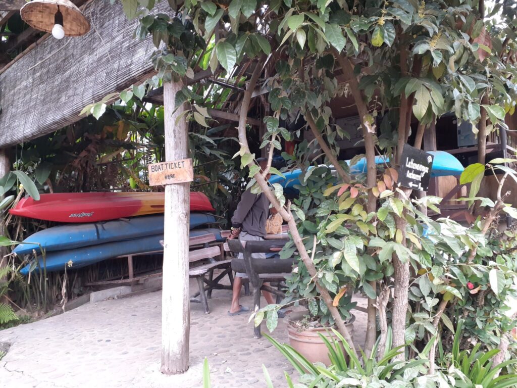 Boat Office in Muang Ngoi