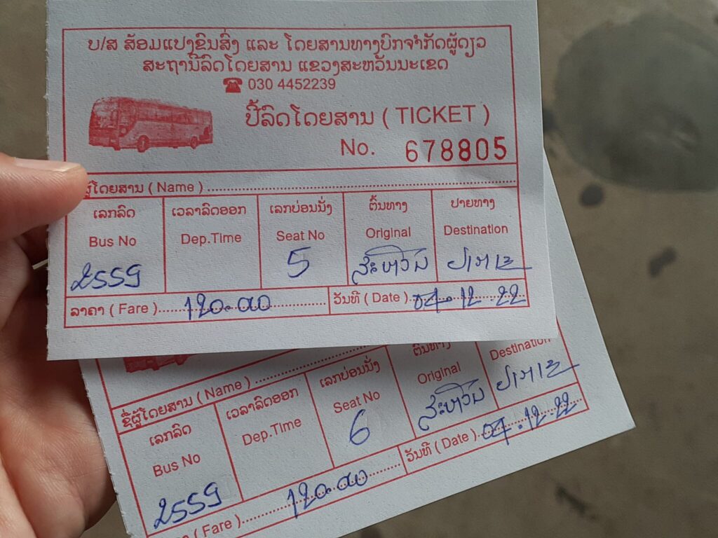 Bus tickets from Savannakhet to Pakse