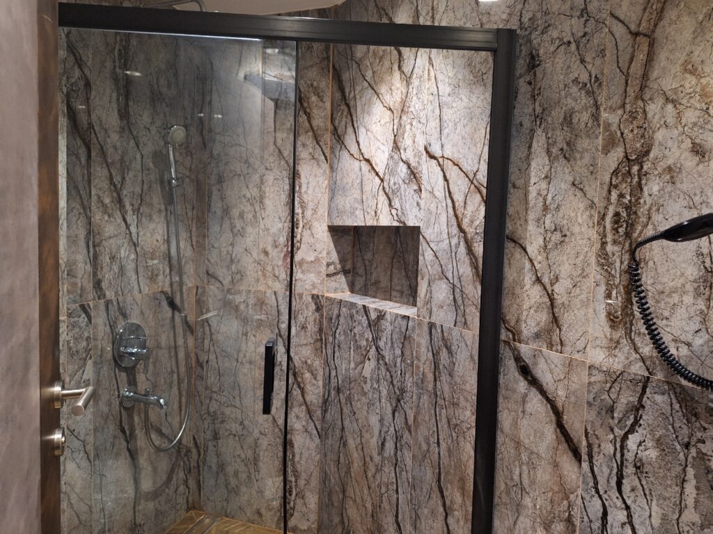 The bathroom in Heaven Premium Hotel Istanbul Airport