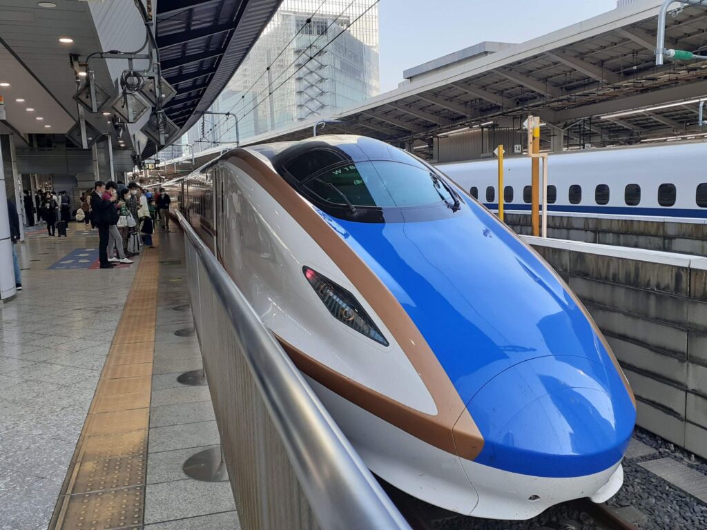 Shinkansen from Tokyo to Kanazawa