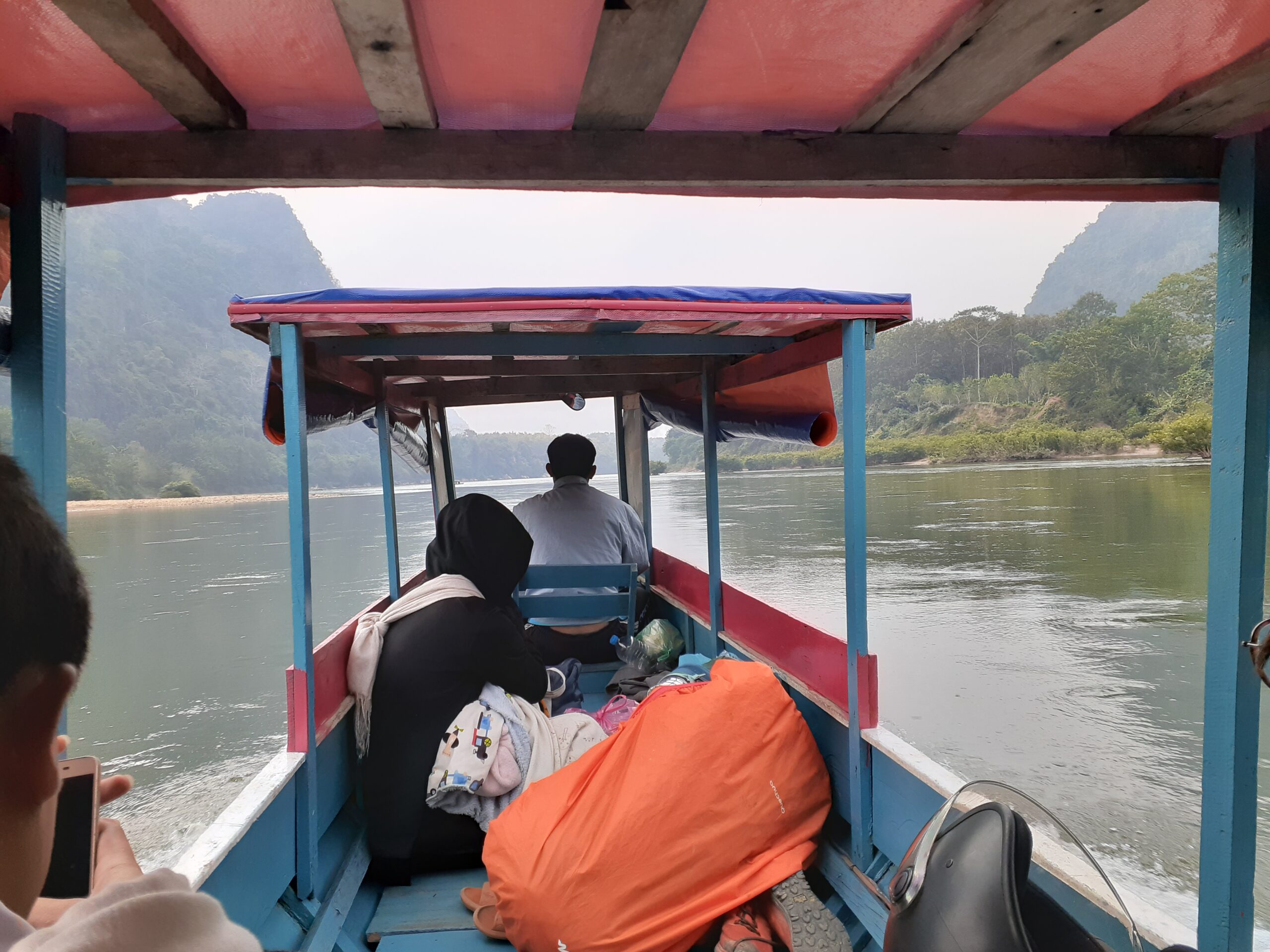 Boat cruise from Muang Ngoi to Nong Khiaw