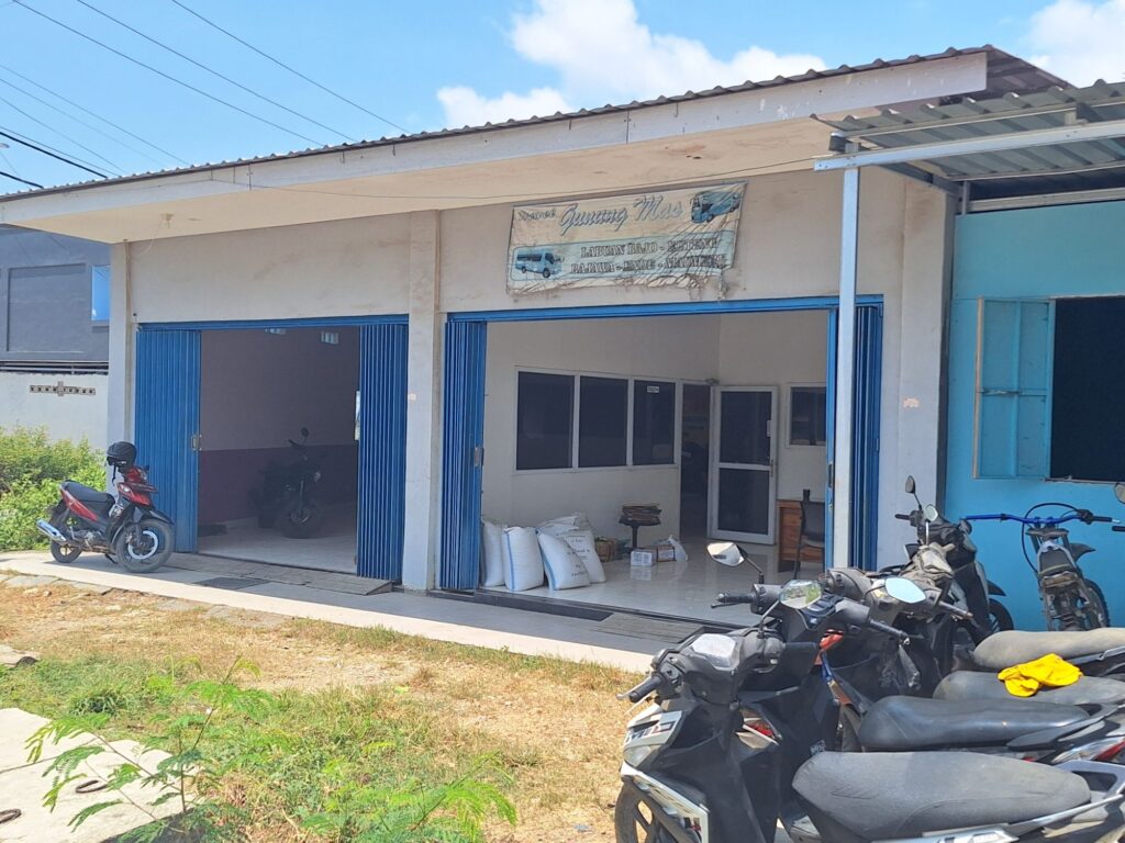 Gunung Mas Travel office in Labuan Bajo