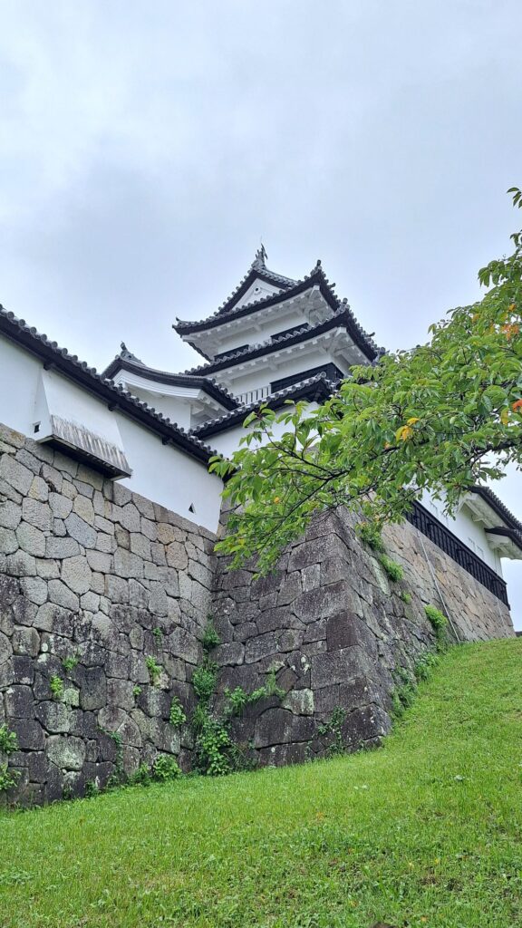 Shirakawa Komine Castle 