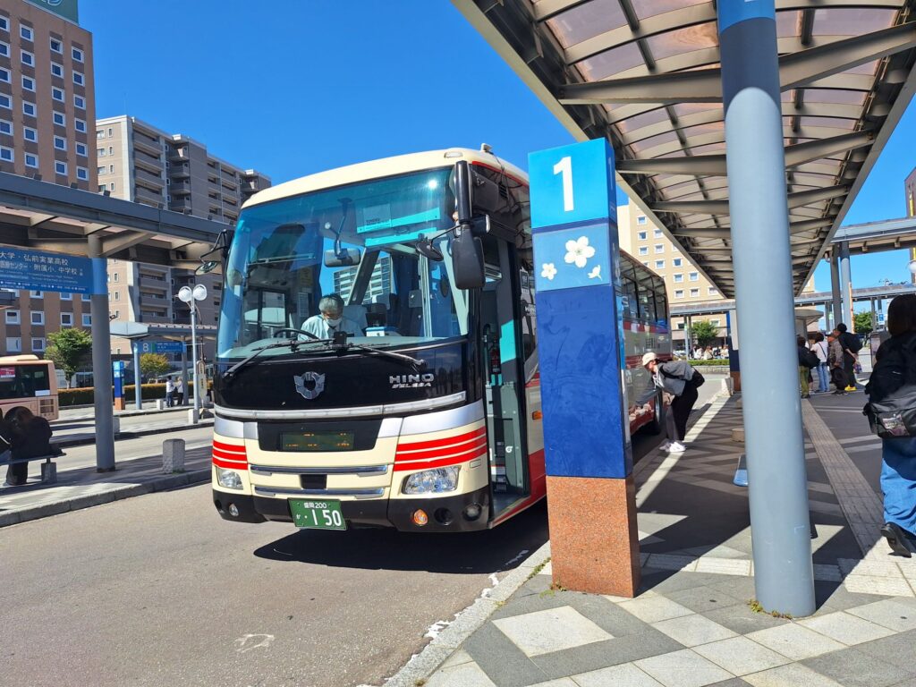 Bus from Morioka to Hirosaki