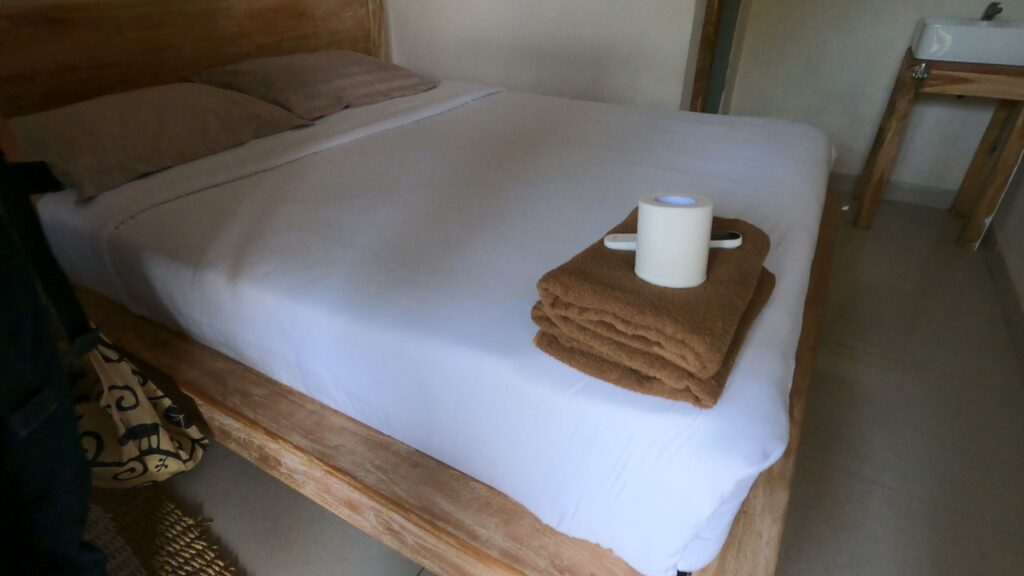 A double room in A-Manta Homestay