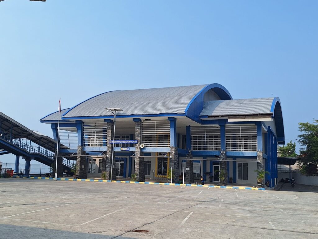 Kalabahi Port for the Ferry to Atapupu