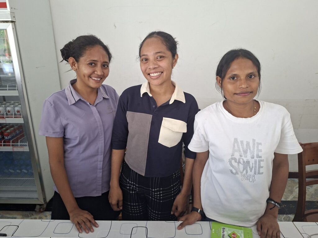 Reception staff in Chong Ti Hotel